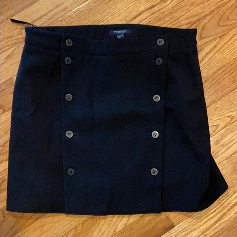 Burberry black button skirt